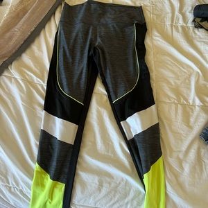 Victoria’s Secret leggings